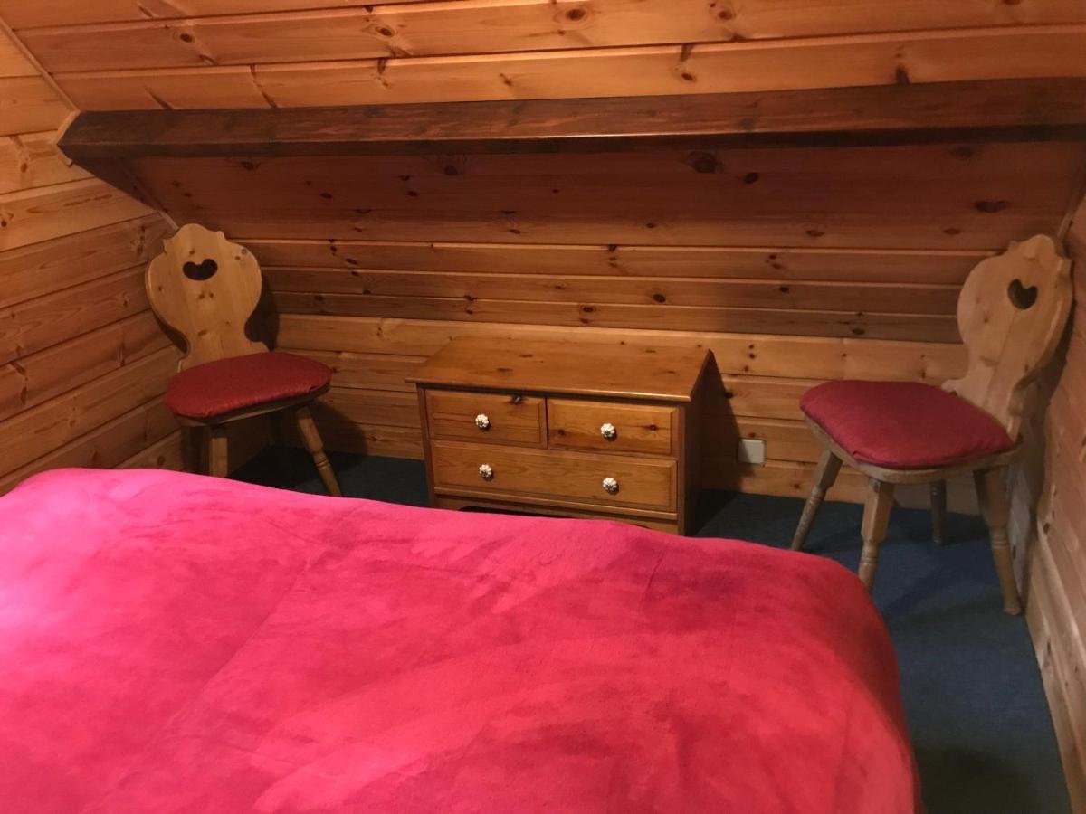 Romantisch Gastenverblijf 'Het Vogelhuisje' Lunteren Bagian luar foto